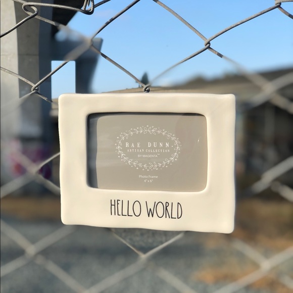 Rae Dunn “HELLO WORLD” Picture Frame Ceramic 4x6 - Picture 4 of 7